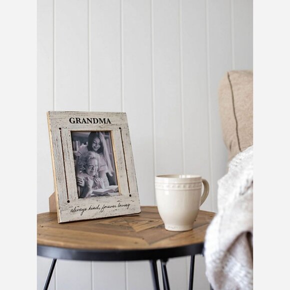 Grandma Photo Frame – Rustic Whitewashed Wood - Picture 2 of 8